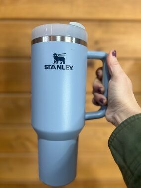 Stanley 40oz Quencher